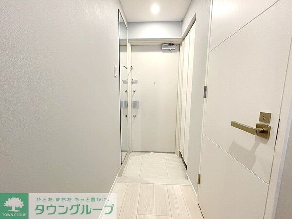 玄関(お問合せは(株)タウンハウジングレジデンス事業部【03-…)