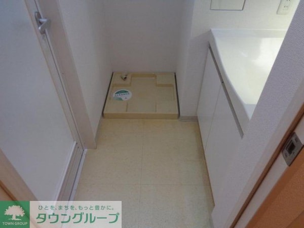 設備(室内洗濯機置場)