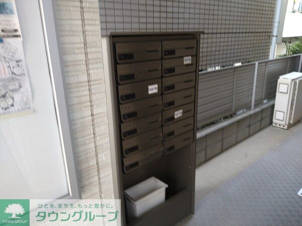 設備(ダイヤル錠付き　集合ポスト)