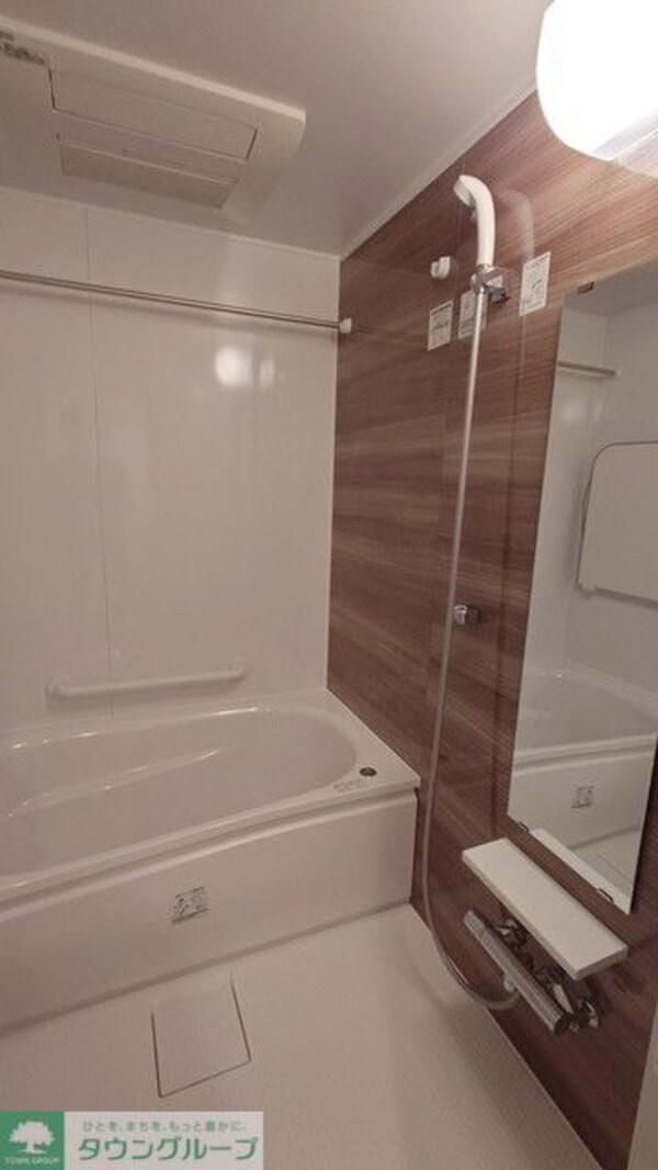 バス／シャワールーム等(※写真は同タイプ住戸です。)
