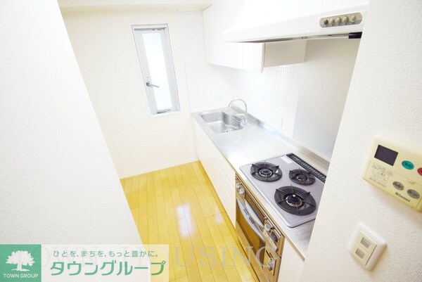キッチン(お問合せは(株)タウンハウジングレジデンス事業部【03-…)