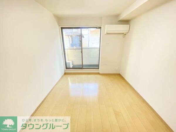 リビング・居室(★大崎駅徒歩圏内★多路線利用可能★先行予約受付中★)