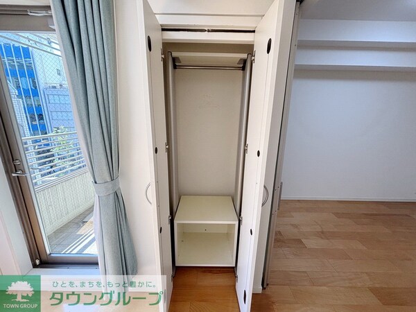 収納(お問合せは(株)タウンハウジング東京へ)