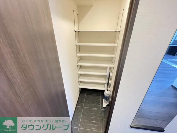収納(お問合せは(株)タウンハウジングレジデンス事業部　赤坂店・…)