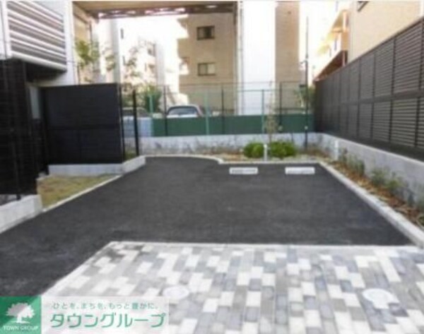 駐車場(庭)