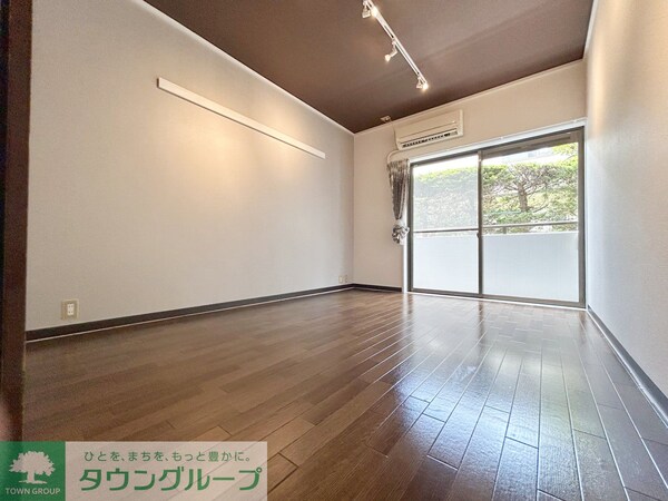 リビング・居室(※別部屋参考写真　)