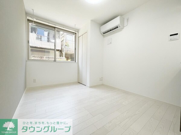リビング・居室(★白い床のキレイなお部屋です★)