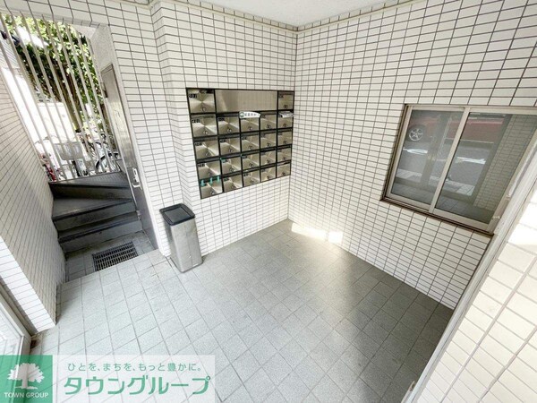 エントランス(★JR・京急ともに蒲田駅まで徒歩8分★)