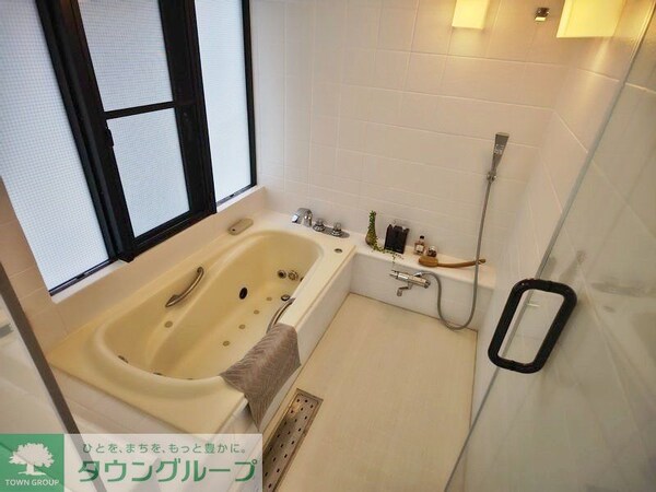 バス／シャワールーム等(バス／シャワールーム等)