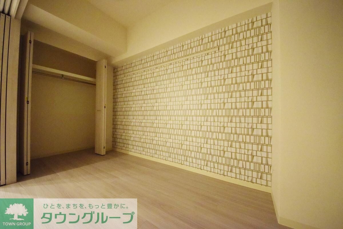 物件内観写真13　(リビング/居室)