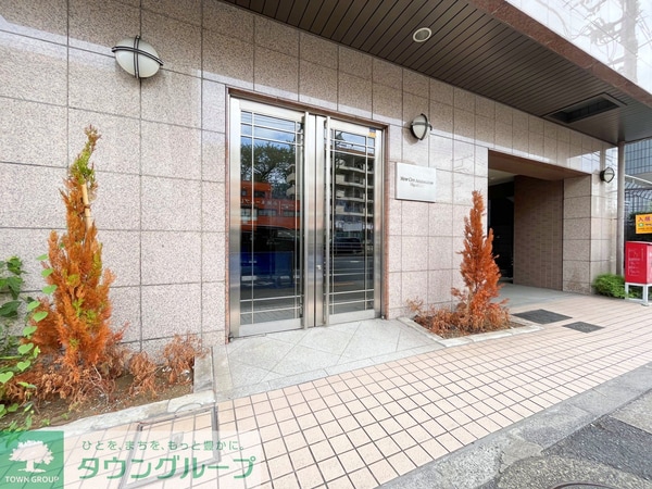 エントランス(★タウンハウジング大井町店取り扱い物件★)