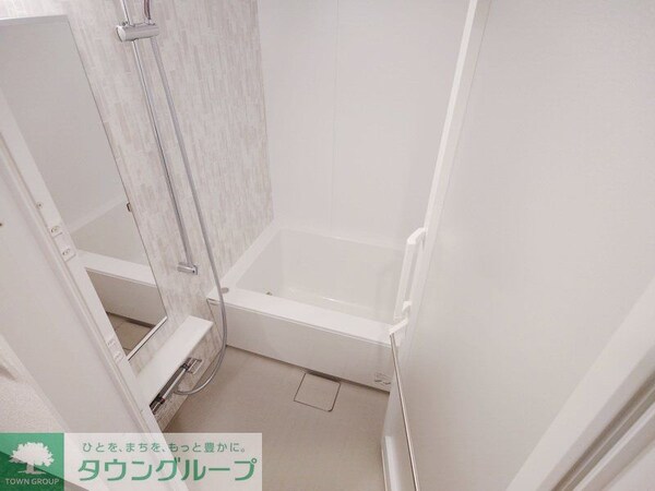 バス／シャワールーム等(※写真は同じタイプの住戸です。)