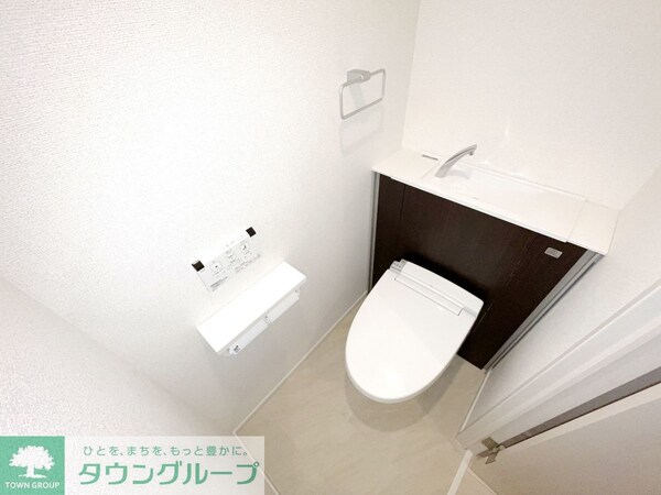 トイレ(お部屋探しは株式会社　タウンハウジング　までお気軽にお問合…)
