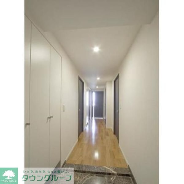 玄関(※写真は同タイプ住戸です。)