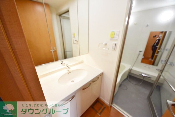 洗面(お問合せは(株)タウンハウジングレジデンス事業部　赤坂店・…)
