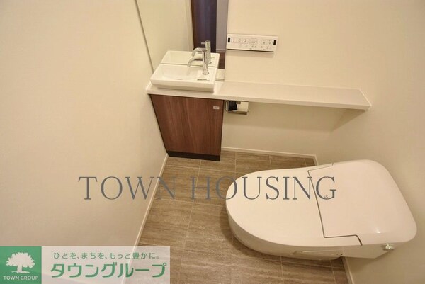 トイレ(お問合せは(株)タウンハウジングレジデンス事業部　赤坂店・…)