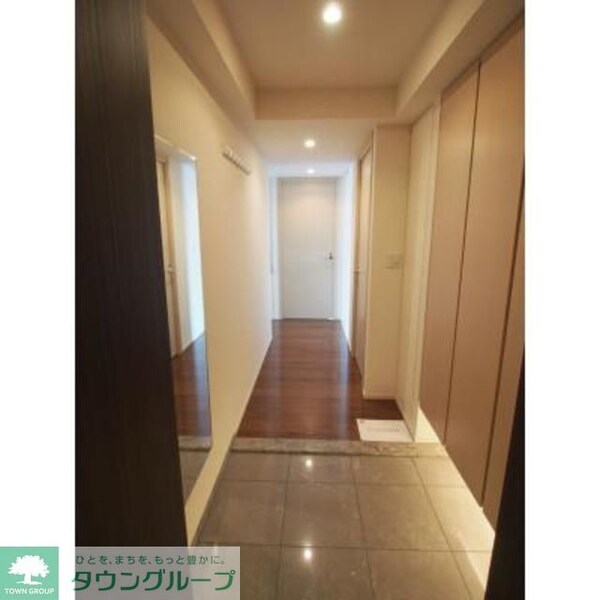 玄関(※写真は同タイプ住戸です。)