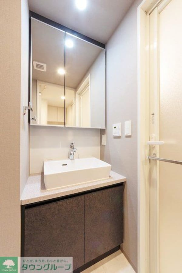 洗面(※写真は同タイプ住戸です。)