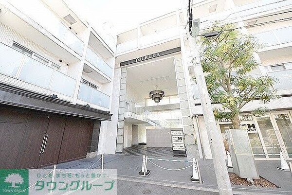 エントランス(建物入口)