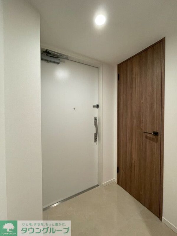 玄関(※写真は同タイプ住戸です。)