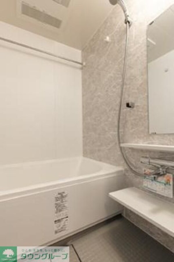 バス／シャワールーム等(※写真は同タイプ住戸です。)