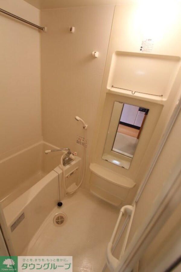 バス／シャワールーム等(※参考写真)