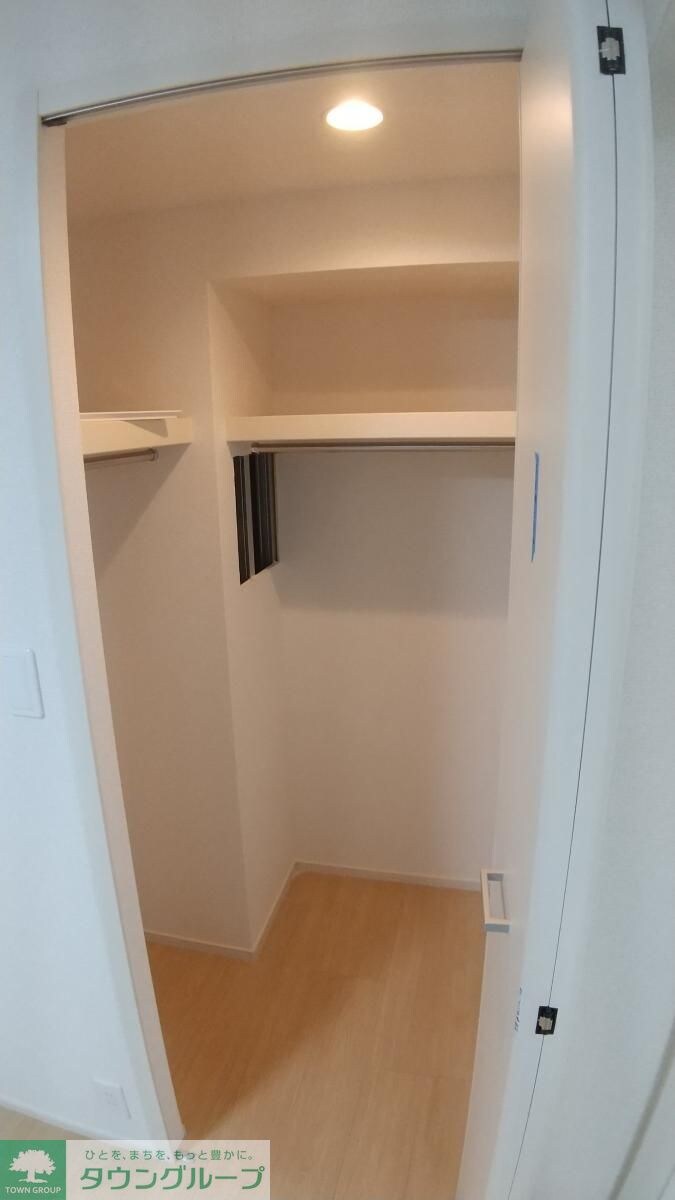 物件内観写真12　(収納)