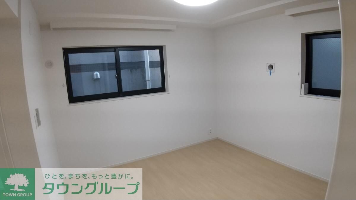 物件内観写真14　(リビング/居室)