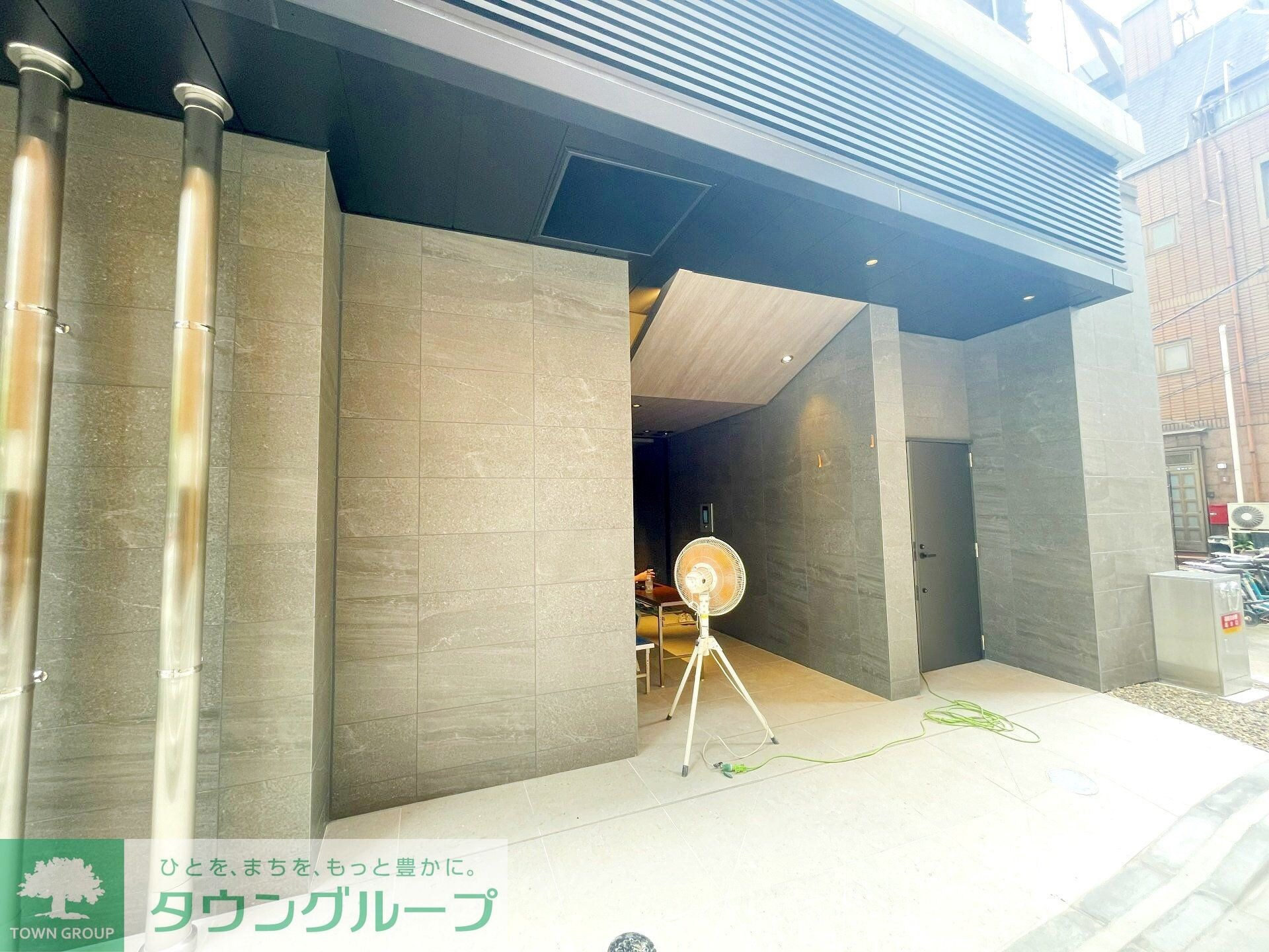 物件内観写真17　(駐車場)