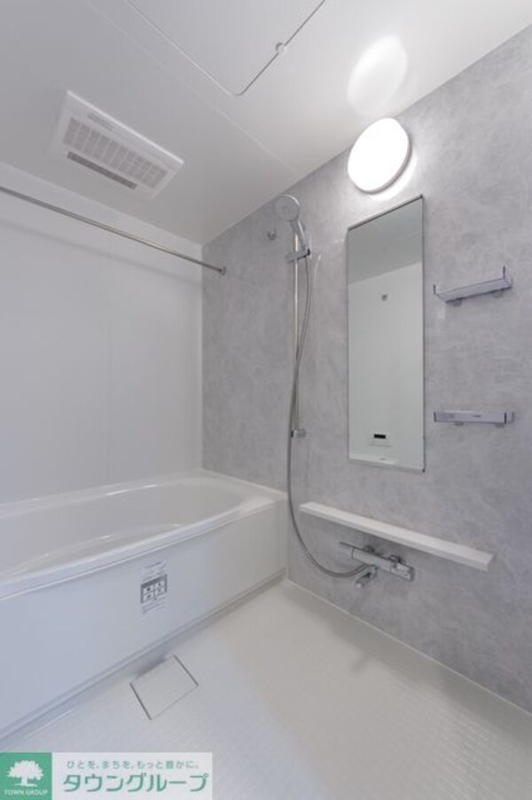 バス／シャワールーム等(※写真は同タイプ住戸です。)