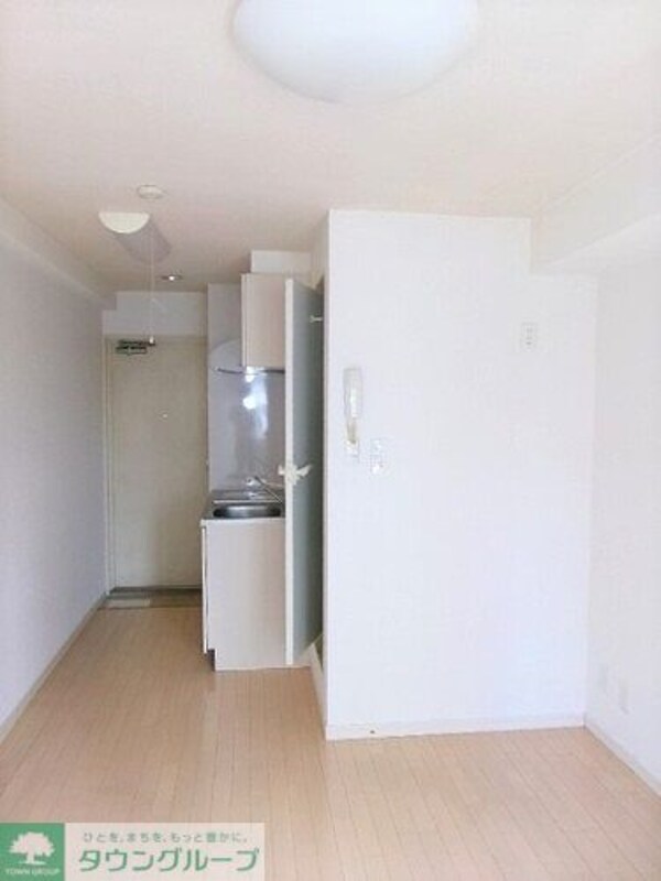 リビング・居室(洋室　※2023年8月撮影)