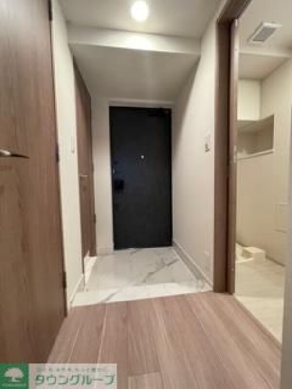 玄関(お問合せは(株)タウンハウジング赤坂店へ【03-5563-…)