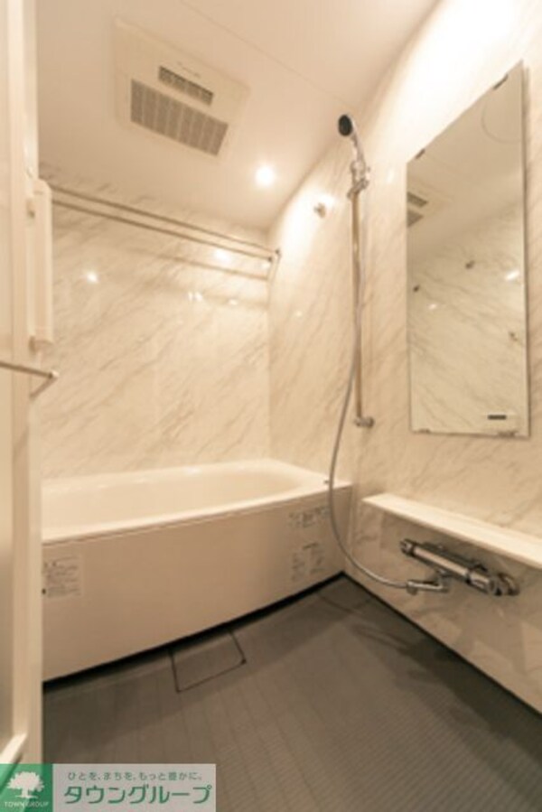 バス／シャワールーム等(※写真は同タイプ住戸です。)