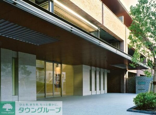 エントランス(お問合せは(株)タウンハウジングレジデンス事業部【03-…)