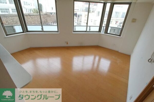 リビング・居室(お部屋探しは株式会社　タウンハウジング　までお気軽にお問合…)