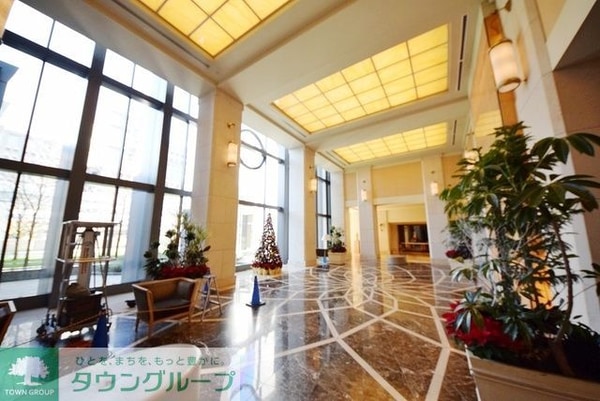 エントランス(エントランス)