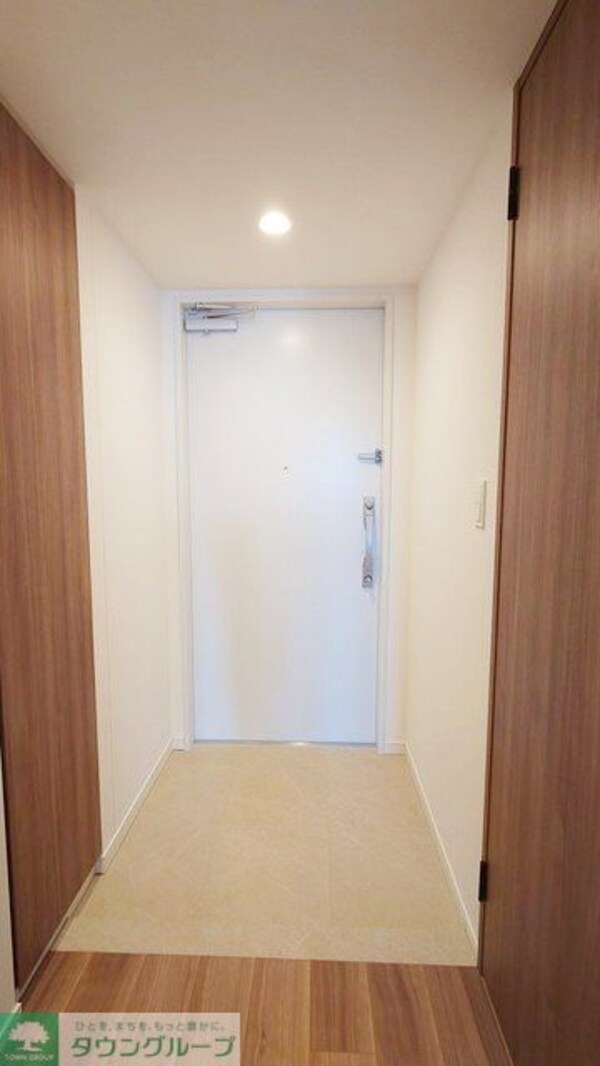 玄関(※写真は同タイプ住戸です。)