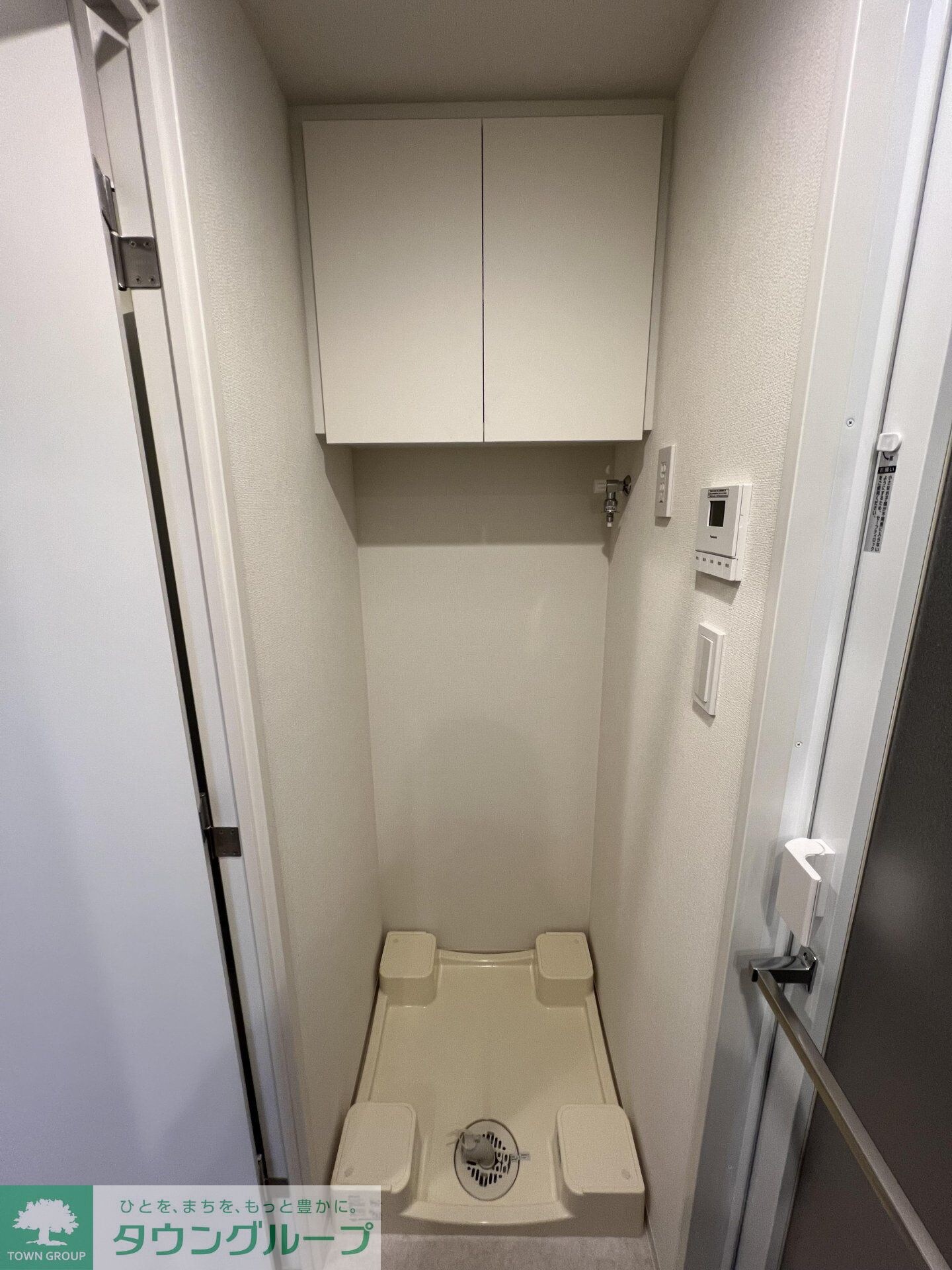 物件内観写真11　(洗濯機置き場)