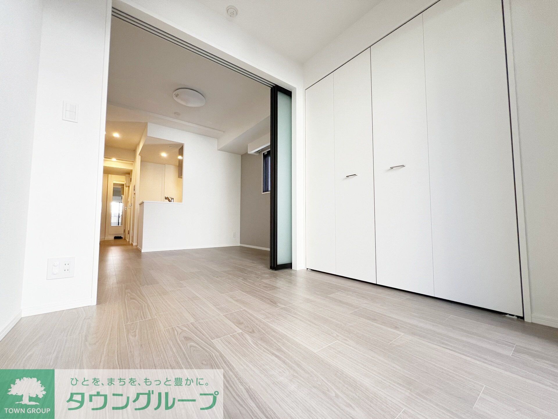 物件内観写真17　(リビング/居室)