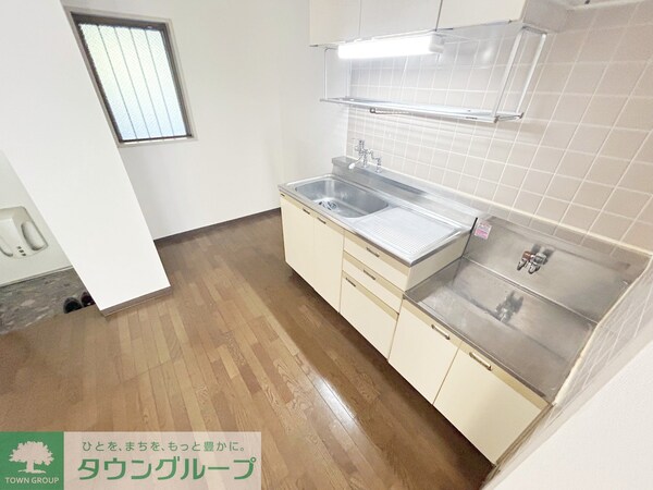 キッチン(※別部屋参考写真※同施工リノベ予定)