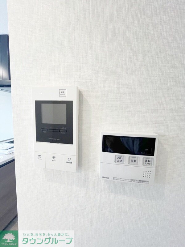 設備(TV付きモニターホン)