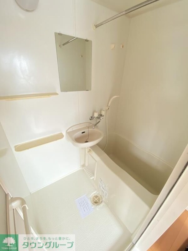 洗面(バス／シャワールーム等)