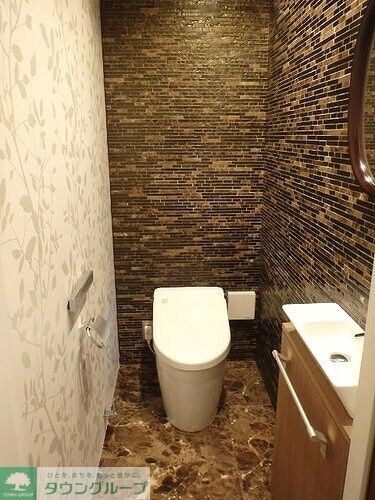 物件内観写真5　(トイレ　※2021年1月撮影)