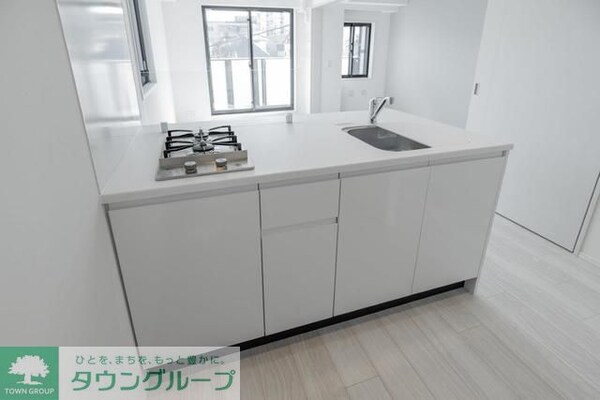 キッチン(J1タイプ2024年3月撮影 同タイプ301号室の写真です。)