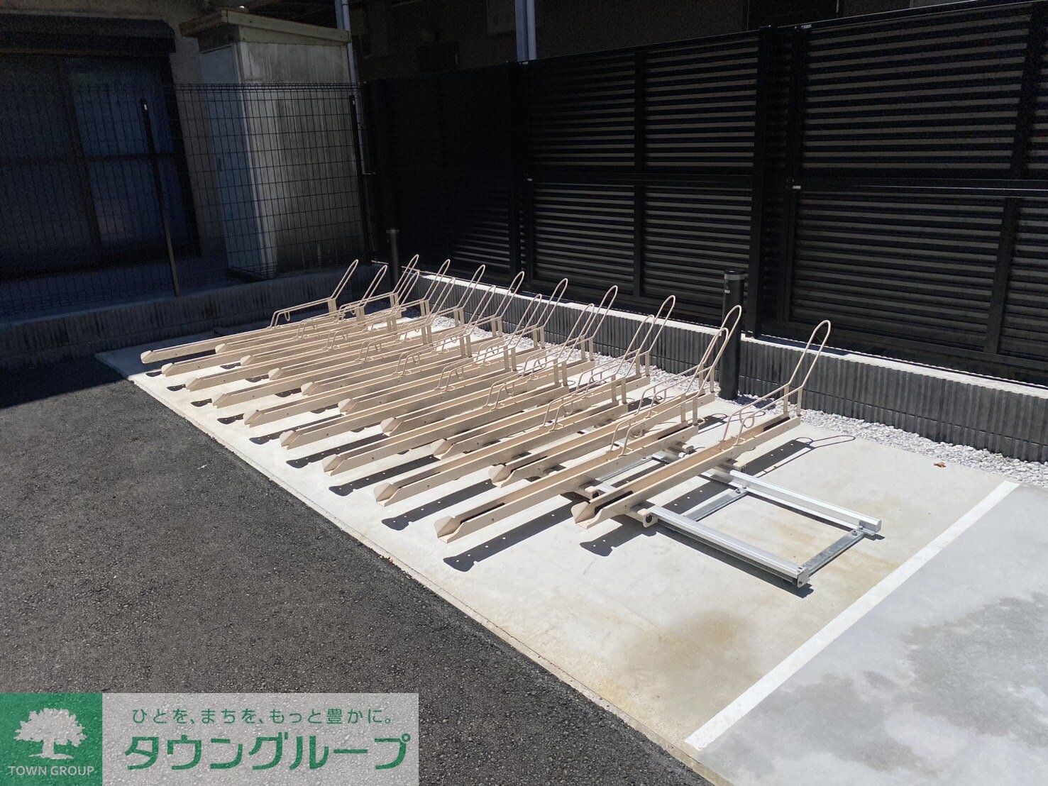 物件内観写真23　(駐輪場)