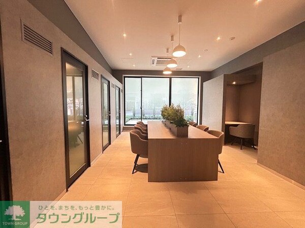 ロビー(お問合せは(株)タウンハウジング東京へ)