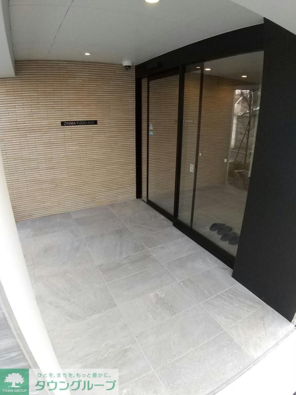 エントランス(エントランス)