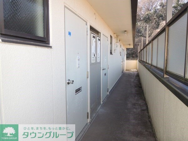 エントランス(★お部屋探しはタウンハウジング稲田堤店まで★)