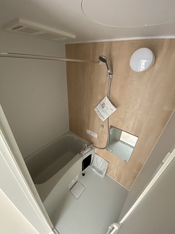 バス／シャワールーム等(＊2階の同間取りの写真です。)