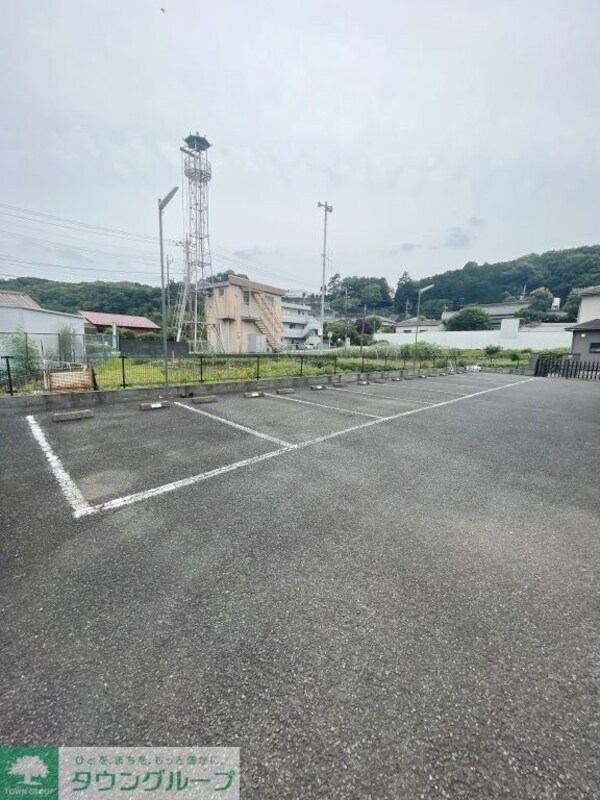 駐車場(駐車場)